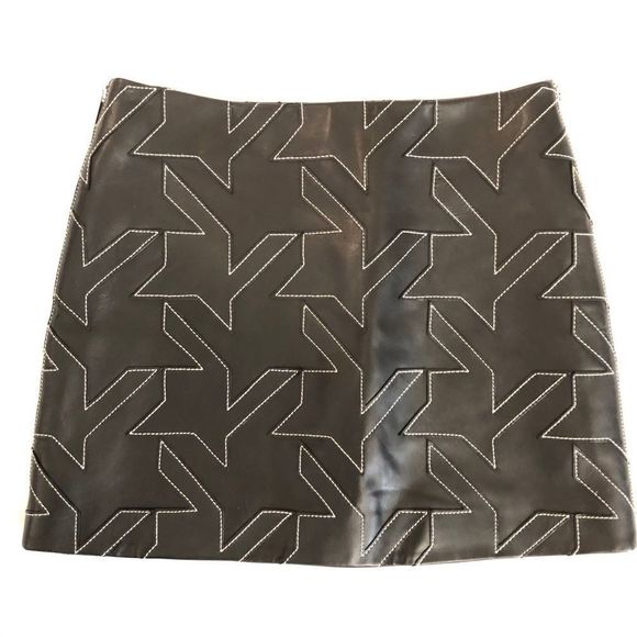 Helmut Lang leather mini skirt - Picture 4 of 14